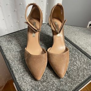 Audrey Brooke Wedges- 9.5